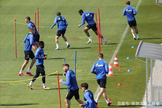 欧冠夺冠赔率：曼城1赔3领跑 巴萨跌至第6